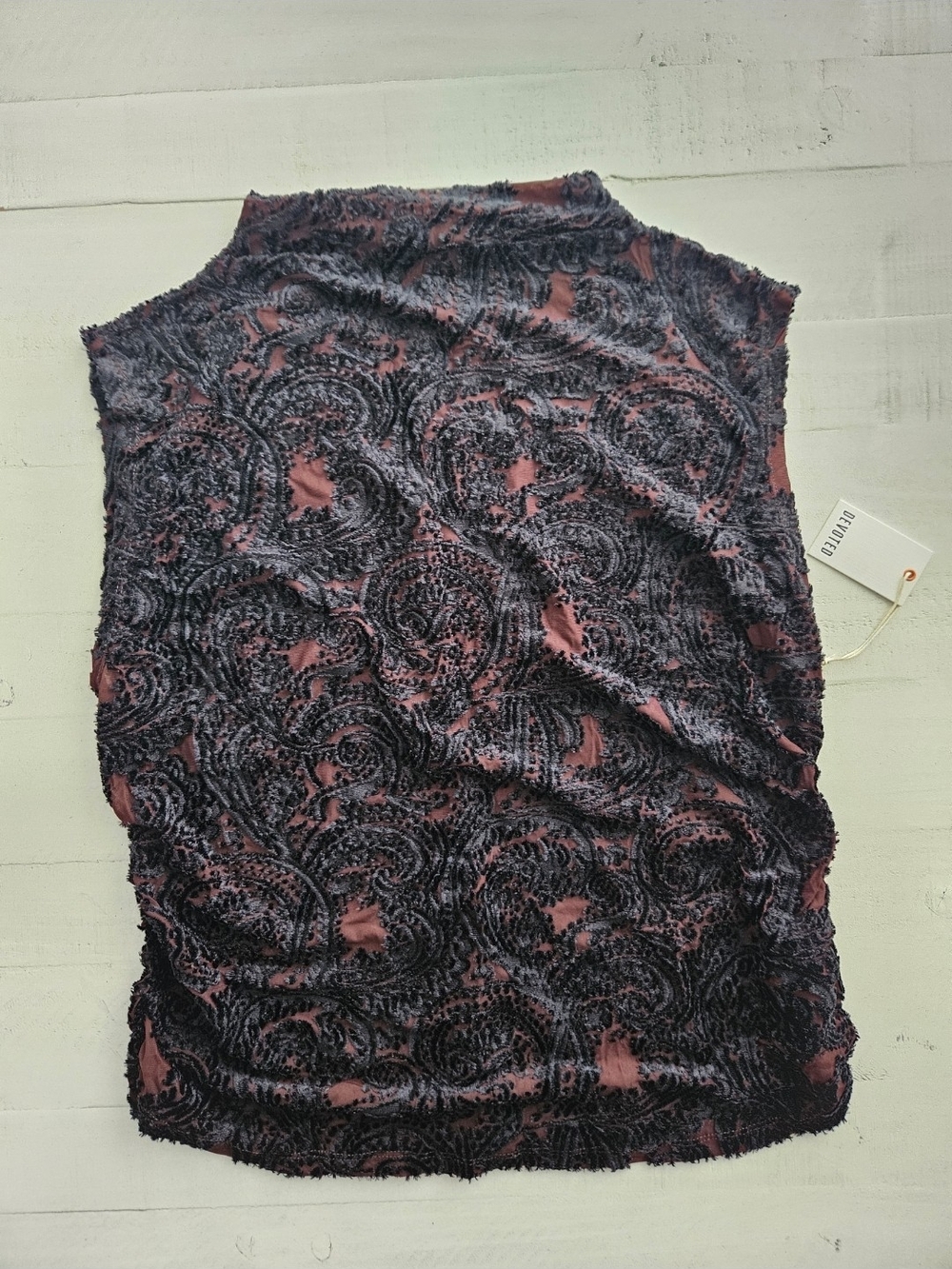 NWT- Devoted Lace Appliqué Sleeveless Top Black and Brown Size XL